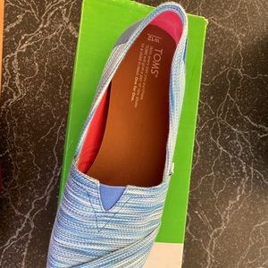 Toms shoes